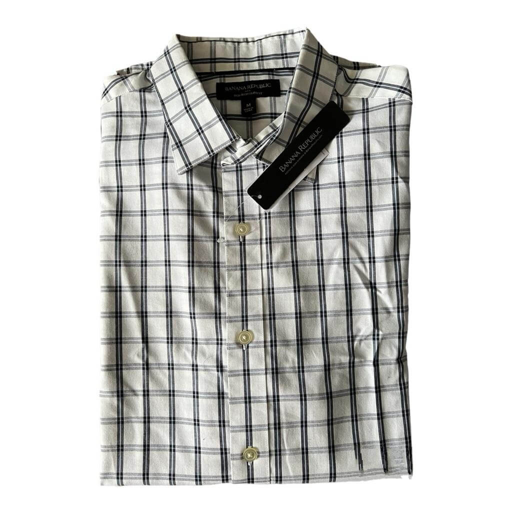 Camisa blanca cuadriculada